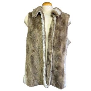 Women's Large Chico's Tan Faux Fur Vest